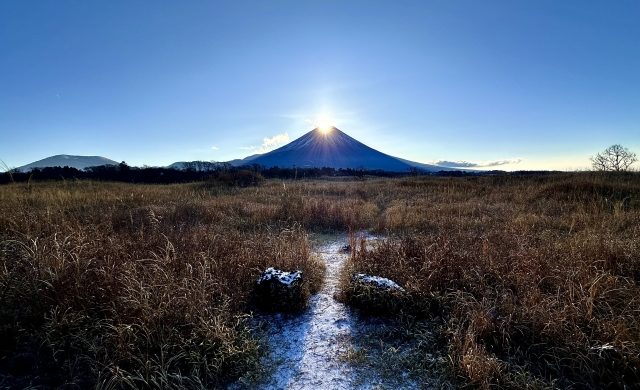 富士山と太陽