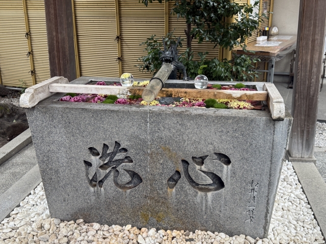 神社手水舎