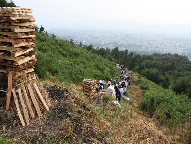 五山送り火・火床