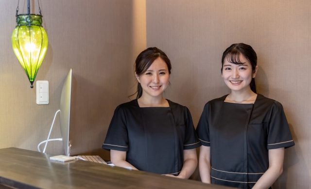 サロン・受付